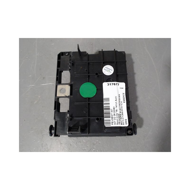 BOITE A FUSIBLES PEUGEOT 307 CC 2005-
