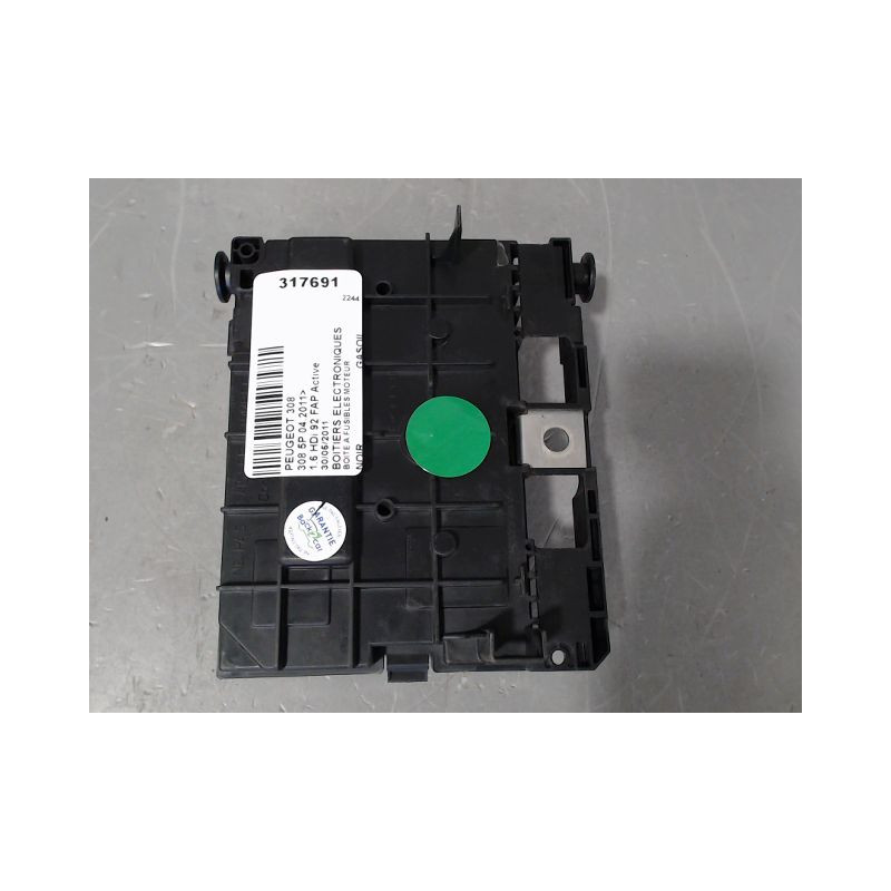 BOITE A FUSIBLES PEUGEOT 308 2011-