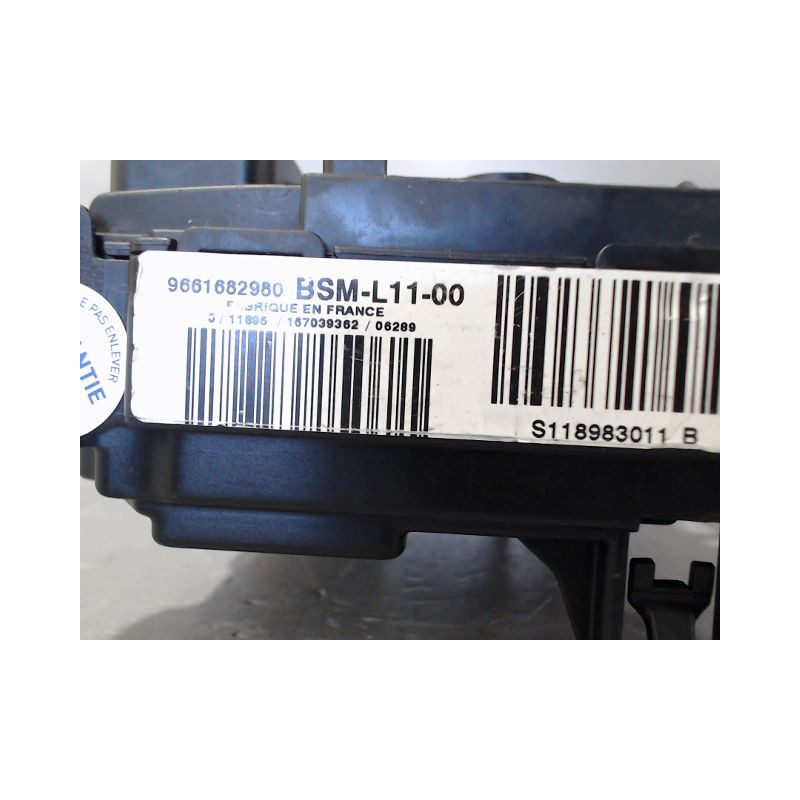 BOITE A FUSIBLES CITROEN C5 2004-2008