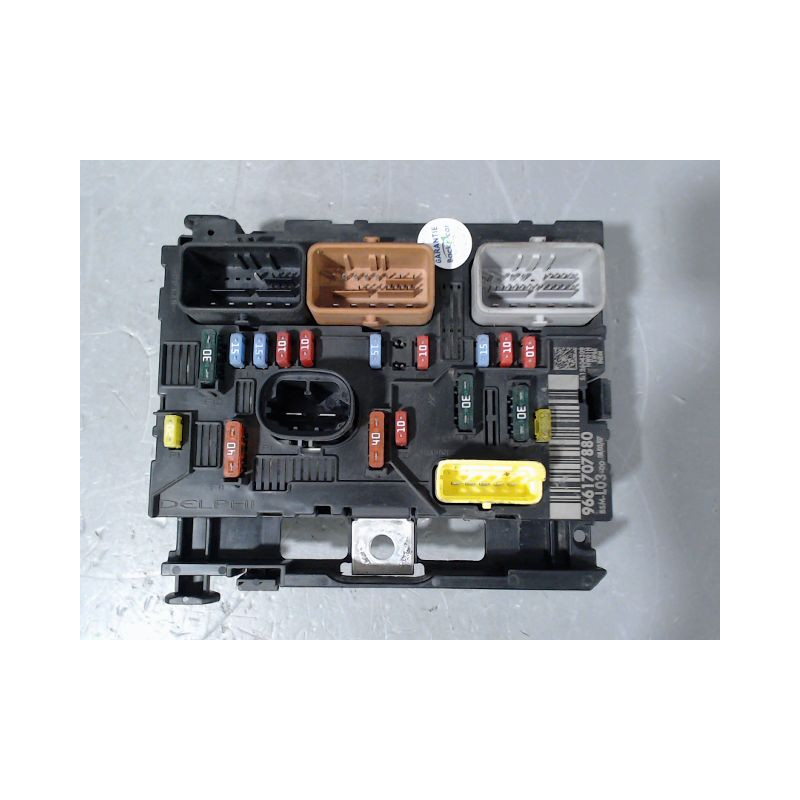 BOITE A FUSIBLES CITROEN C3 2005-