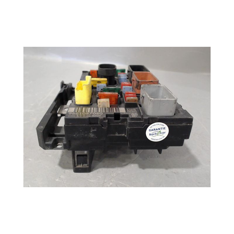 BOITE A FUSIBLES PEUGEOT 308 2007-