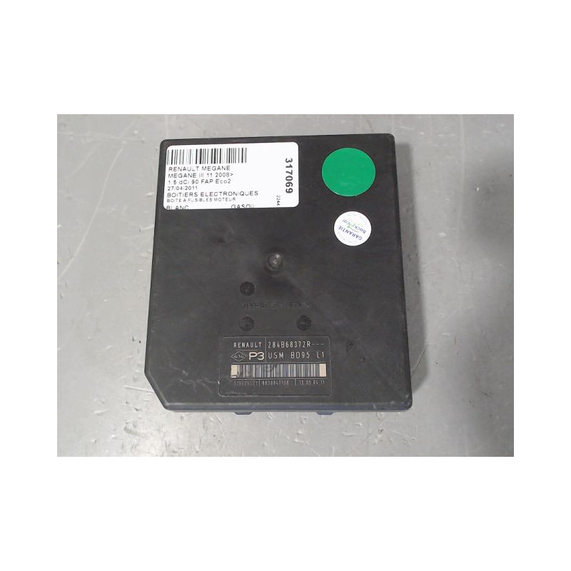 BOITE A FUSIBLES RENAULT MEGANE III 2008-
