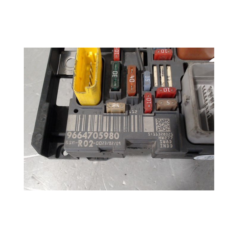 BOITE A FUSIBLES CITROEN C5 TOURER 2008-