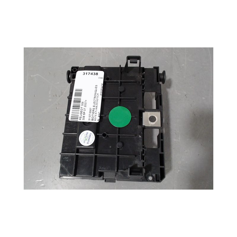 BOITE A FUSIBLES PEUGEOT 308 2007-