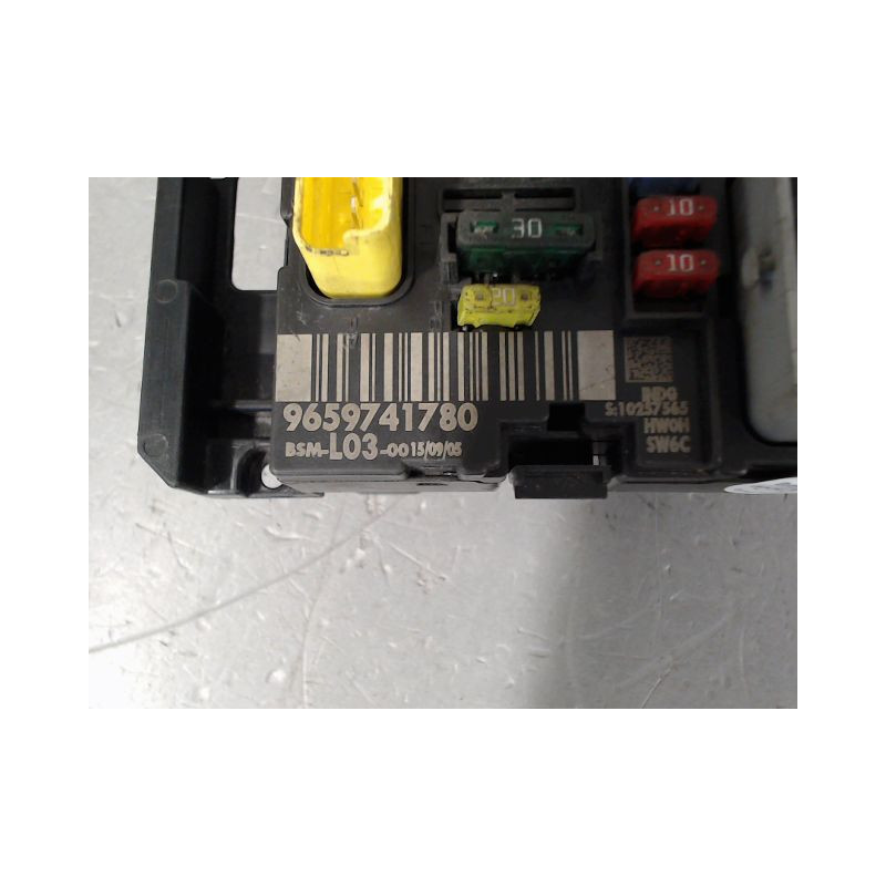 BOITE A FUSIBLES CITROEN C3 2005-