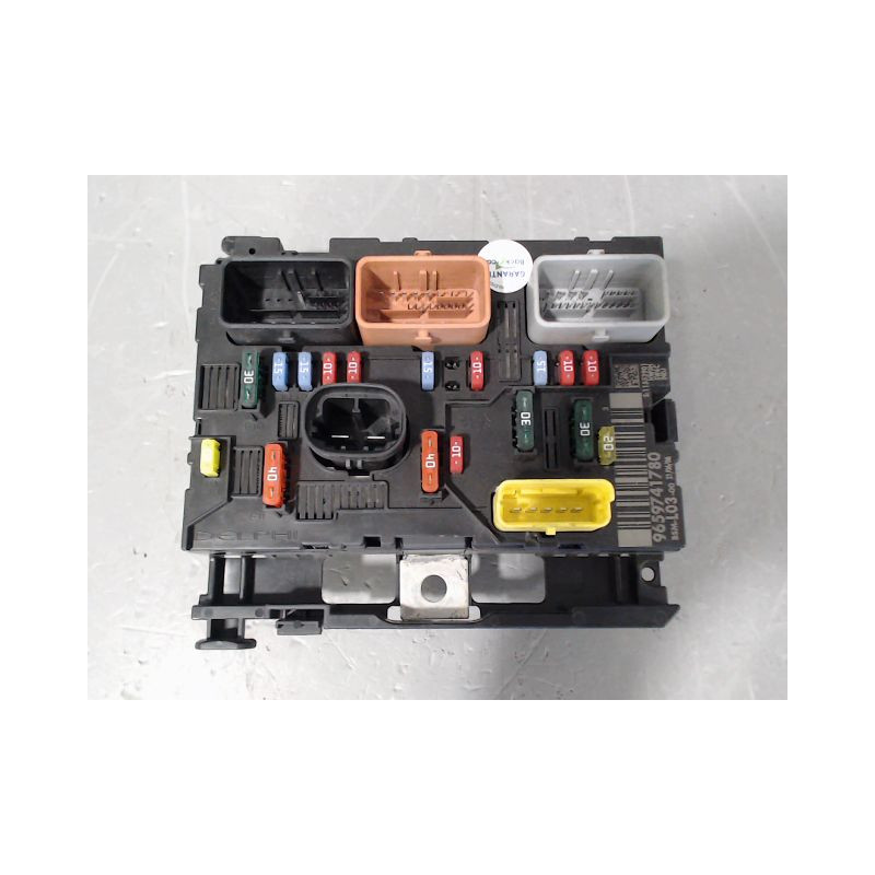 BOITE A FUSIBLES CITROEN C3
