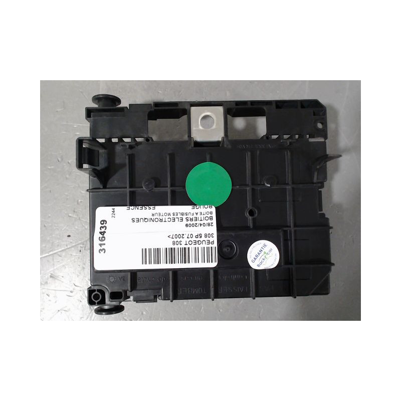 BOITE A FUSIBLES PEUGEOT 308 2007-