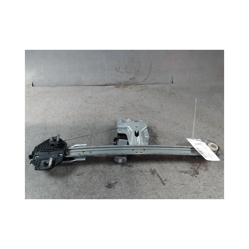 MECANISME+MOTEUR LEVE-GLACE AVANT DROIT DACIA SANDERO 2008-