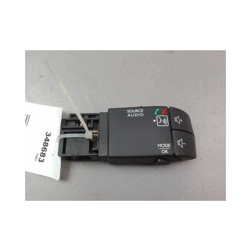 COMMANDE AUTORADIO DACIA LODGY BREAK 2012-...