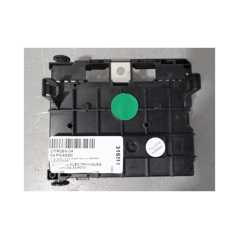 BOITE A FUSIBLES CITROEN C4 PICASSO