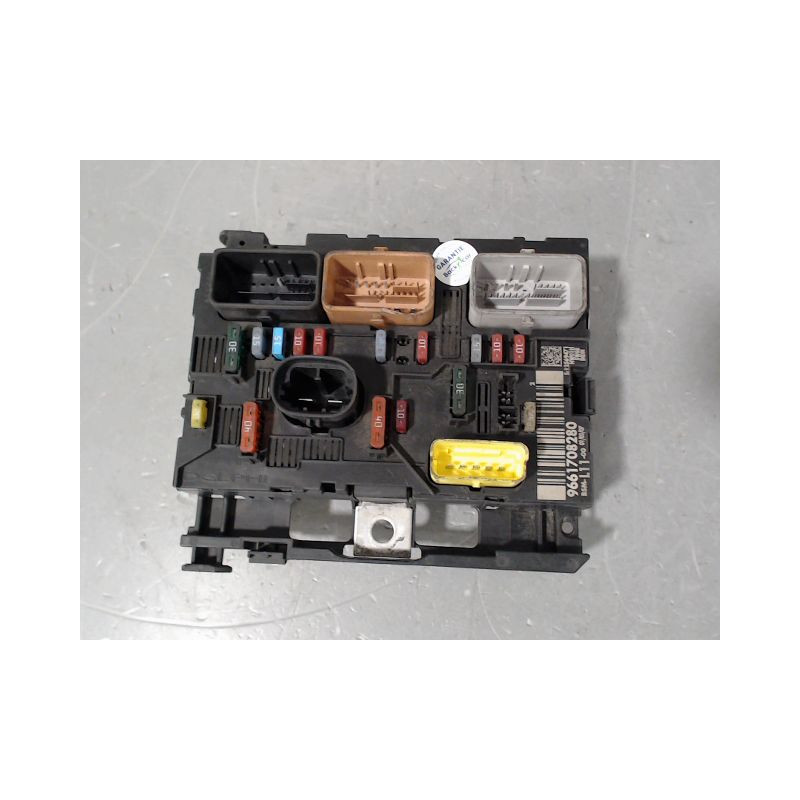 BOITE A FUSIBLES PEUGEOT 307 2005-2007