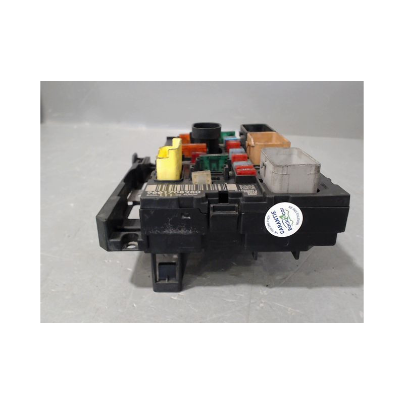 BOITE A FUSIBLES PEUGEOT 307 2005-2007