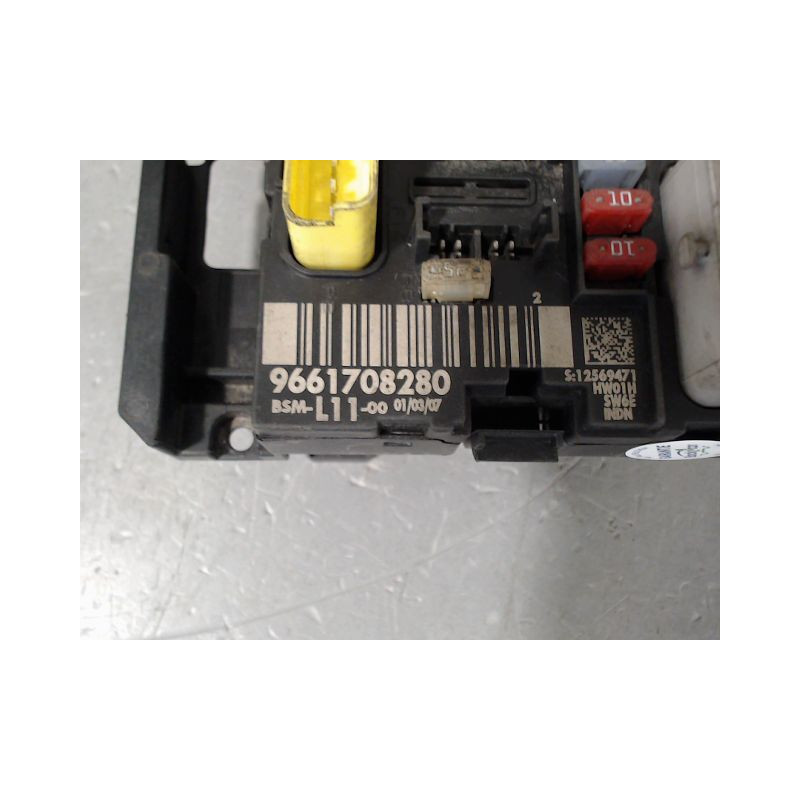 BOITE A FUSIBLES PEUGEOT 307 2005-2007