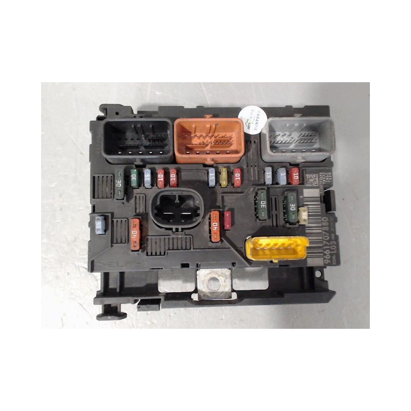 BOITE A FUSIBLES CITROEN C3 2005-