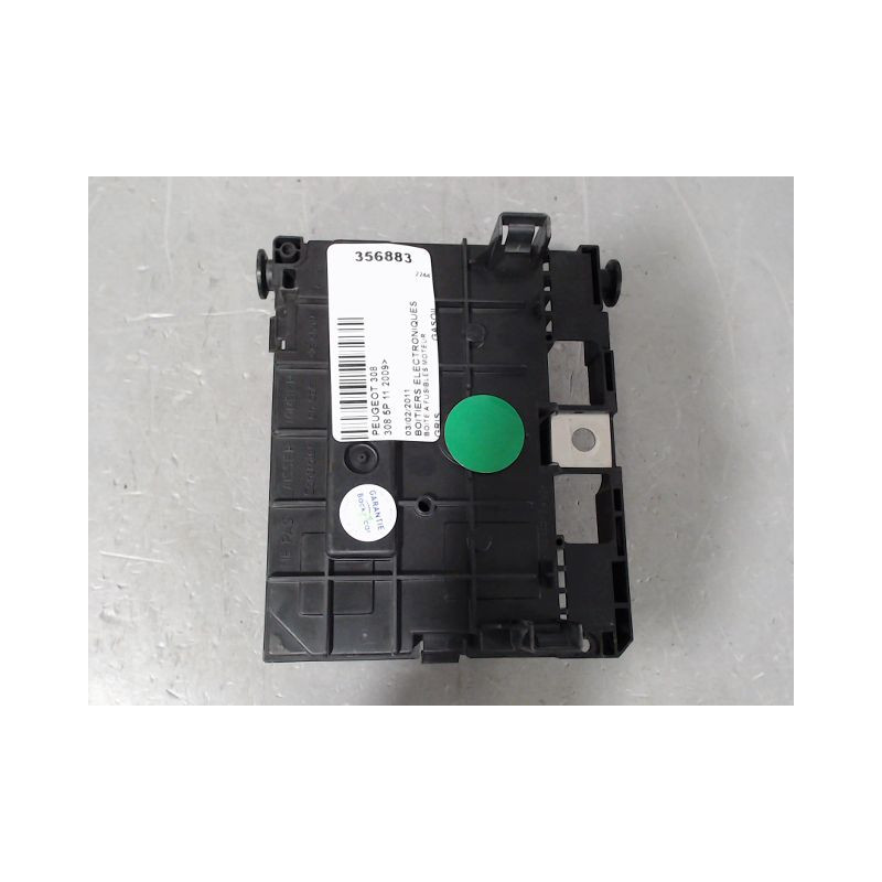 BOITE A FUSIBLES PEUGEOT 308 2009-