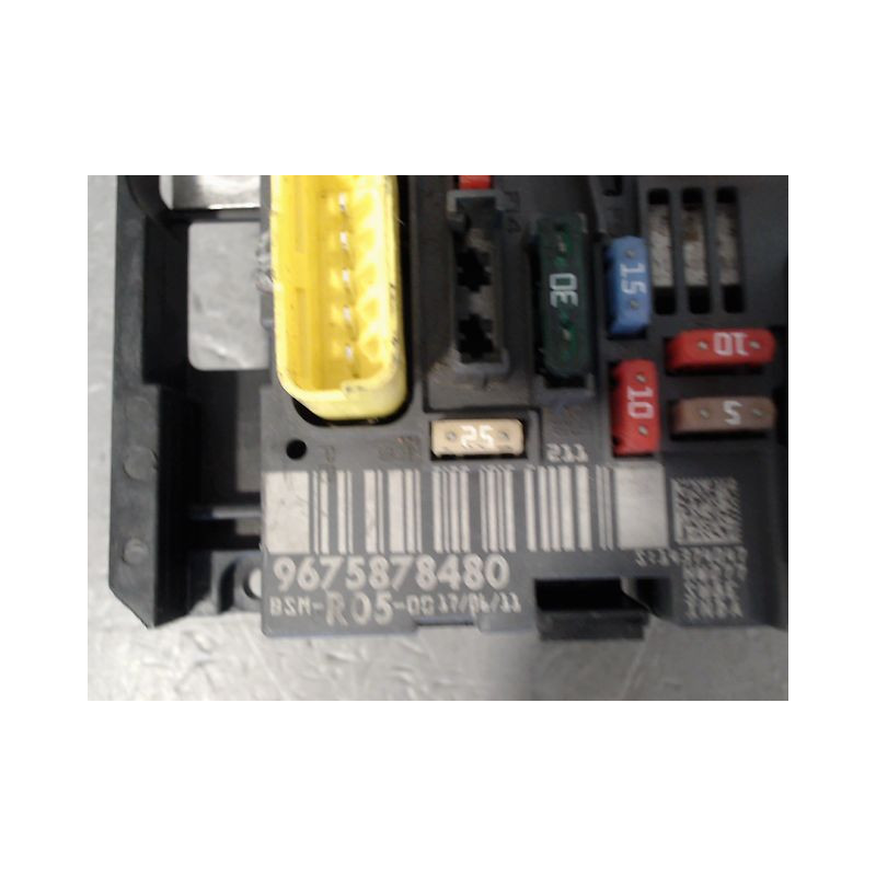 BOITE A FUSIBLES PEUGEOT 308 2011-