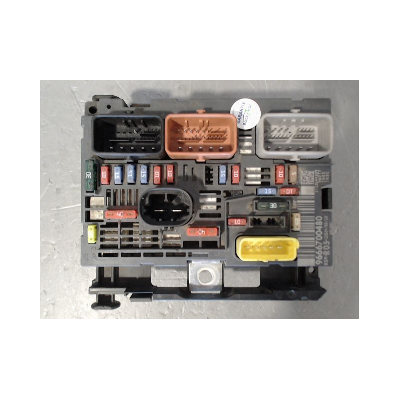 BOITE A FUSIBLES CITROEN BERLINGO II BREAK 2008-