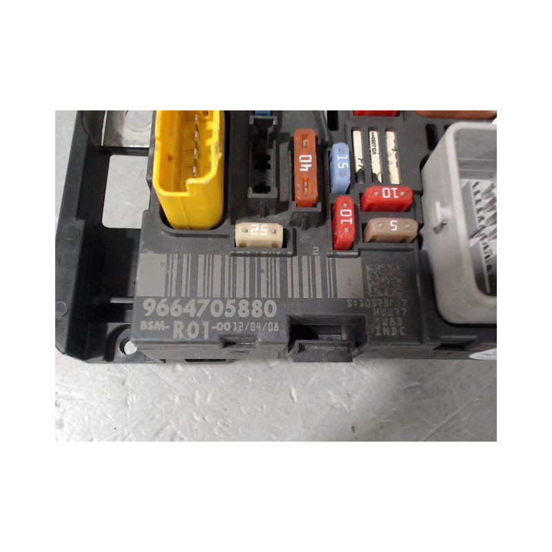 BOITE A FUSIBLES CITROEN C4 PICASSO LONG