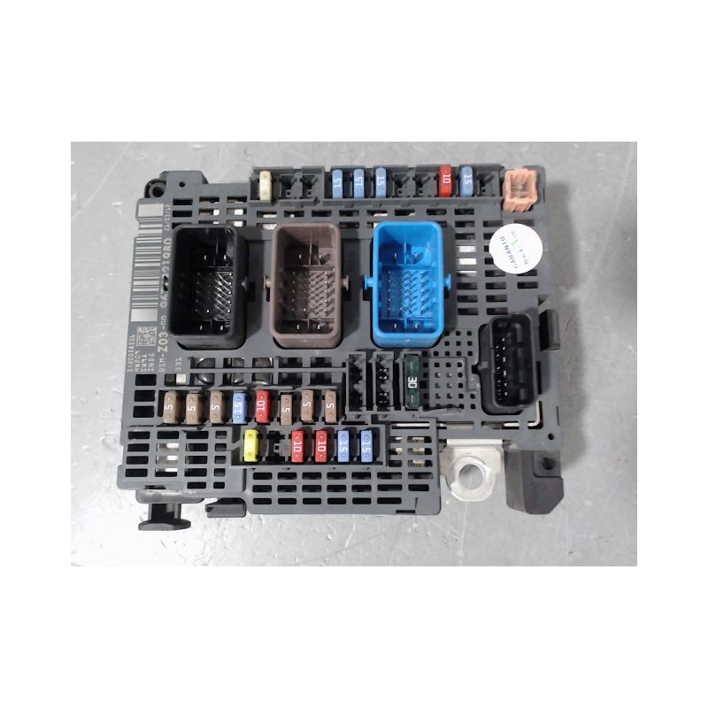BOITE A FUSIBLES PEUGEOT 508 2010-