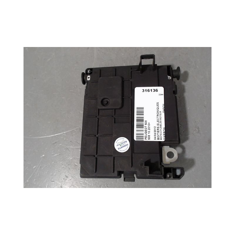 BOITE A FUSIBLES PEUGEOT 508 2010-