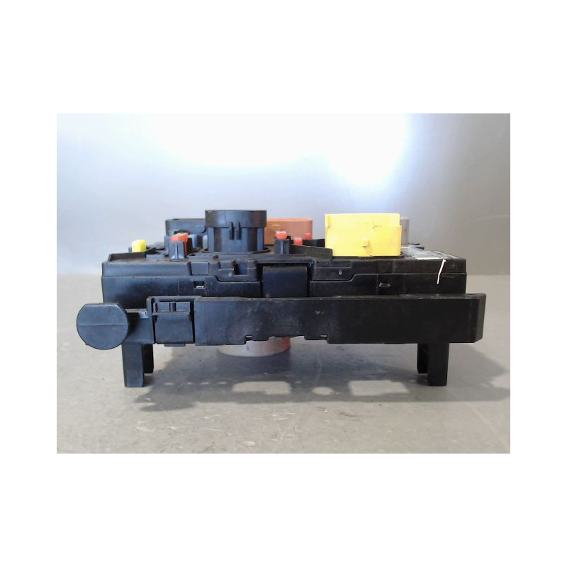 BOITE A FUSIBLES CITROEN C2 2003-