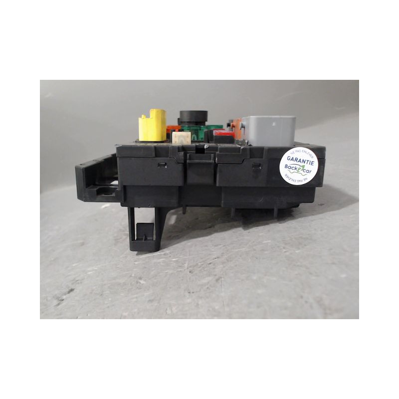 BOITE A FUSIBLES PEUGEOT 207 2006-2013