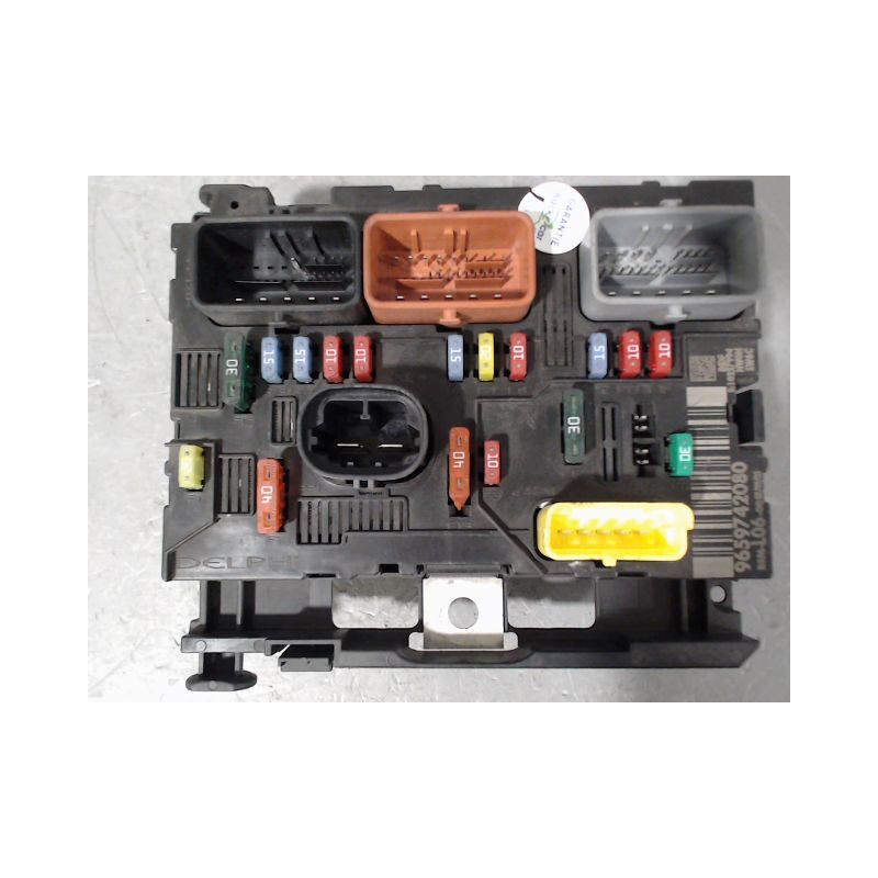 BOITE A FUSIBLES PEUGEOT 307 2005-
