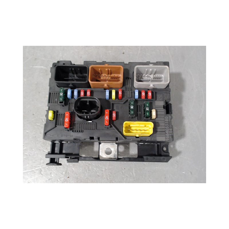 BOITE A FUSIBLES PEUGEOT 207 2006-2013