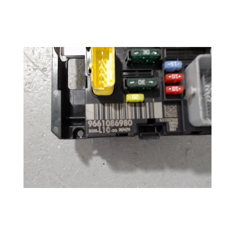 BOITE A FUSIBLES PEUGEOT 207 2006-2013