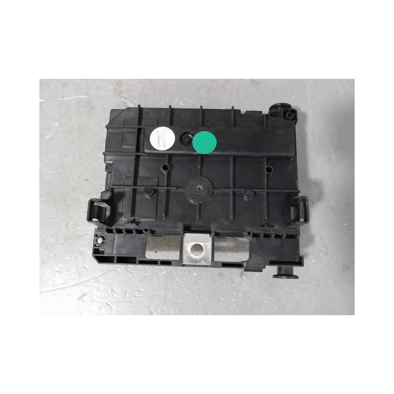 BOITE A FUSIBLES PEUGEOT 3008 BREAK I Phase 1 2009-2013