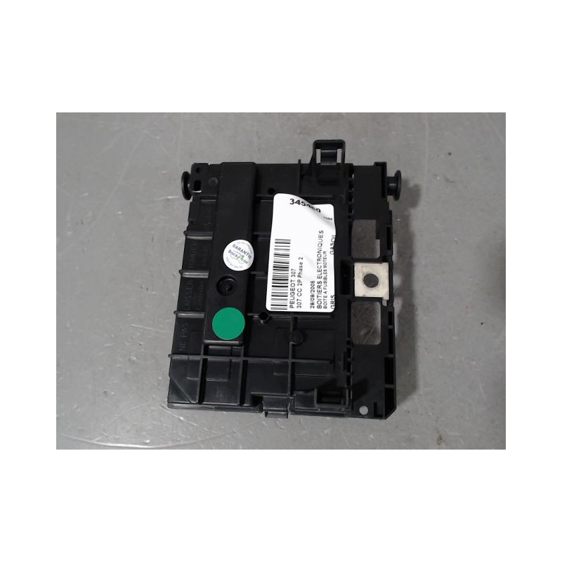 BOITE A FUSIBLES PEUGEOT 307 CC 2P Phase 2 2005-2008