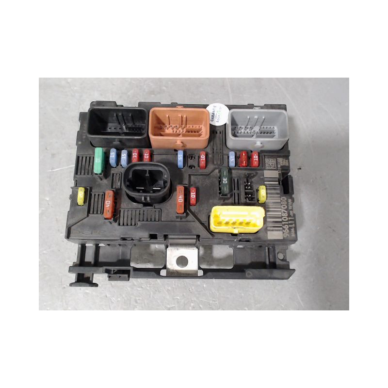 BOITE A FUSIBLES PEUGEOT 307 SW Phase 2 2005-2008