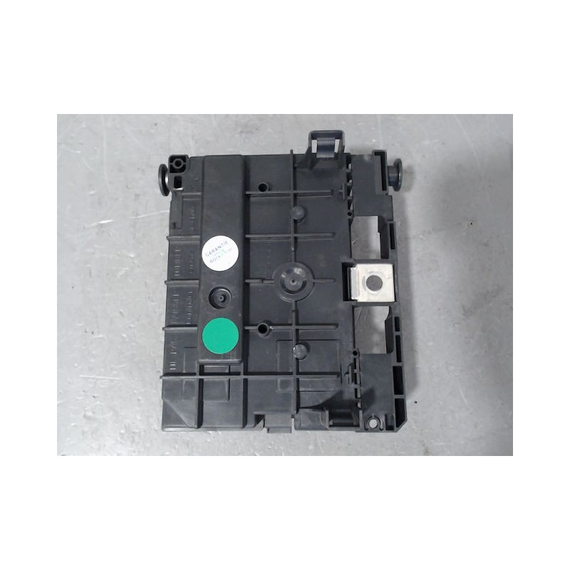 BOITE A FUSIBLES PEUGEOT 207 2006-2013