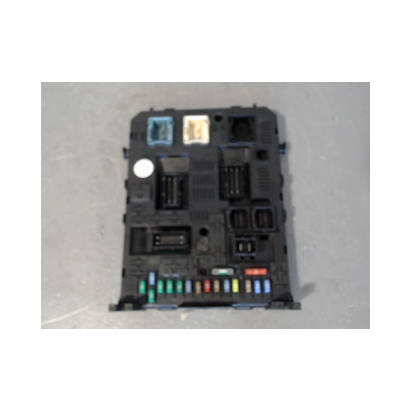 BOITIER GESTION HABITACLE PEUGEOT 308