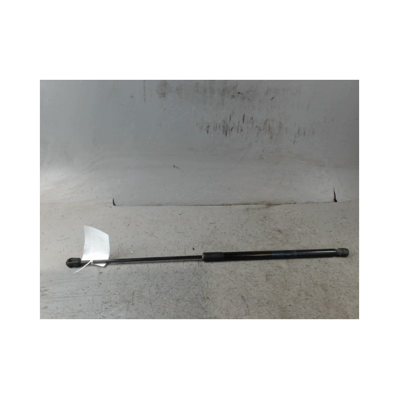 VERIN HAYON G OPEL CORSA