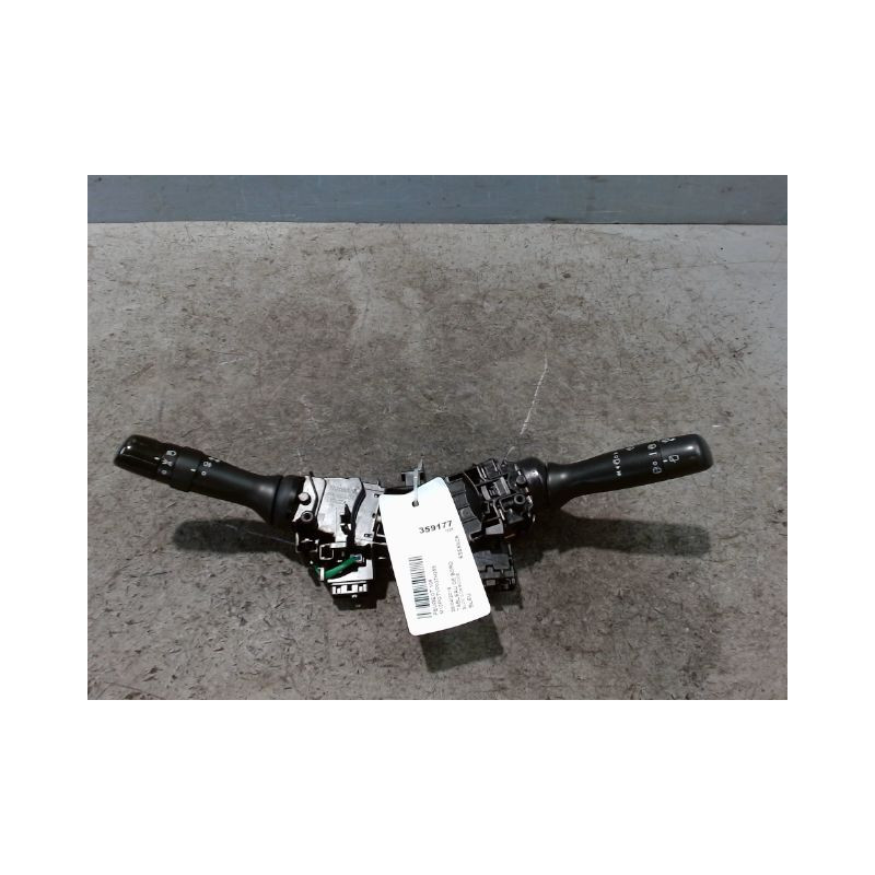 BLOC COMMODOS PEUGEOT 108