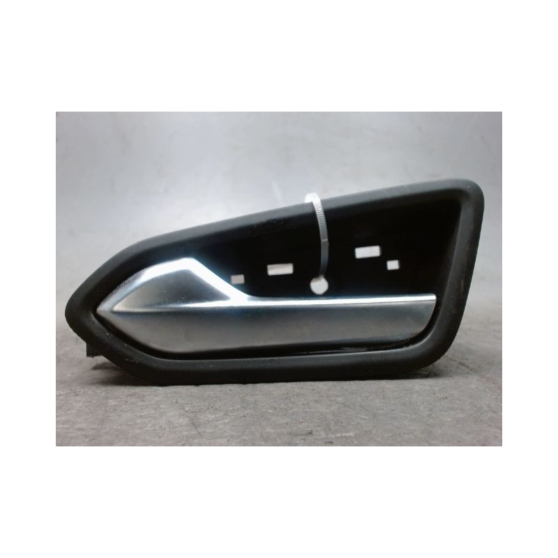 POIGNEE INTERIEURE PORTE AVANT GAUCHE RENAULT CLIO