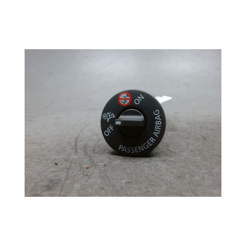 COMMANDE COMMUTATEUR AIRBAG PASSAGER RENAULT CLIO
