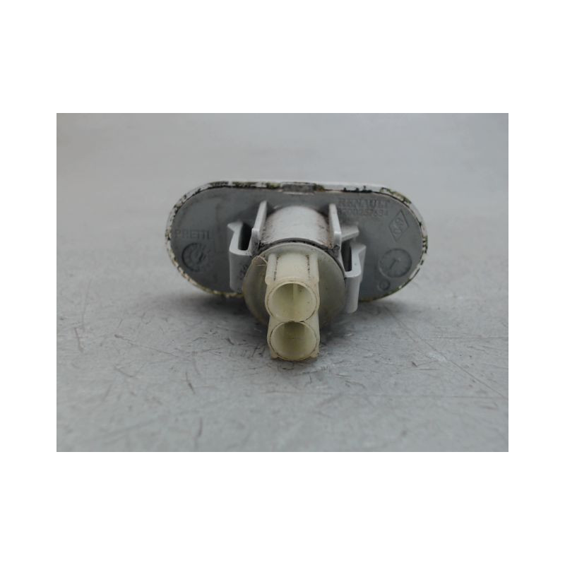 REPETITEUR AILE DROIT RENAULT TWINGO