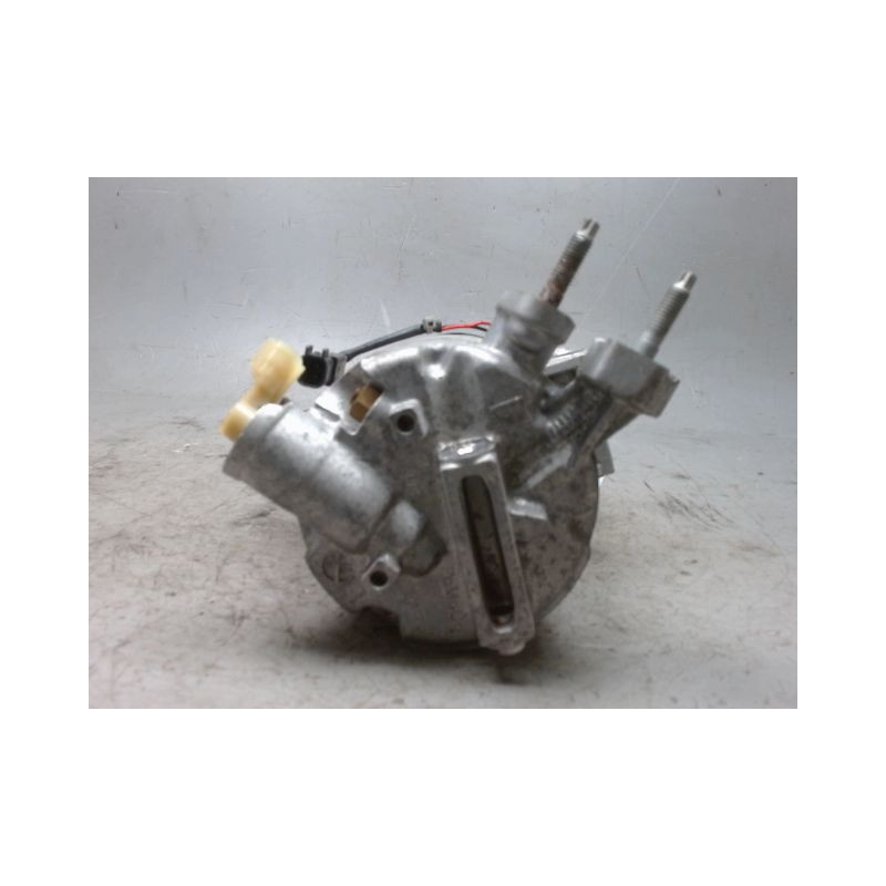 COMPRESSEUR AIR CONDITIONNE FORD FOCUS