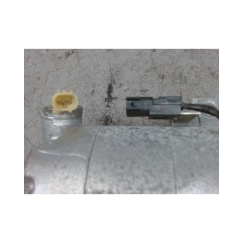 COMPRESSEUR AIR CONDITIONNE FORD FOCUS
