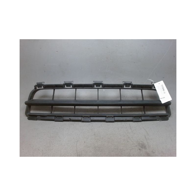 GRILLE PARE-CHOC AVANT RENAULT CLIO II CAMPUS 06-