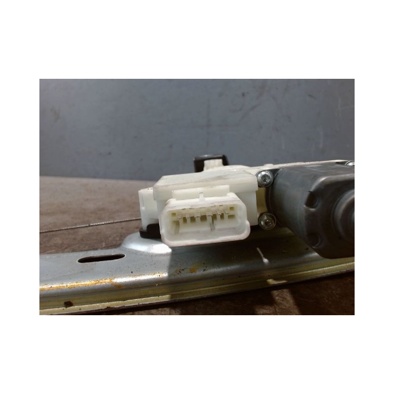 MECANISME+MOTEUR LEVE-GLACE AVANT DROIT NISSAN QHASQAI 2007-