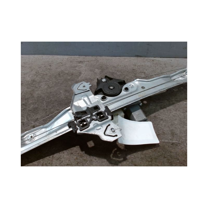 MECANISME+MOTEUR LEVE-GLACE AVANT GAUCHE NISSAN QHASQAI 2007-