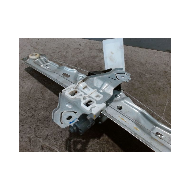 MECANISME+MOTEUR LEVE-GLACE ARRIERE GAUCHE NISSAN QHASQAI 2007-