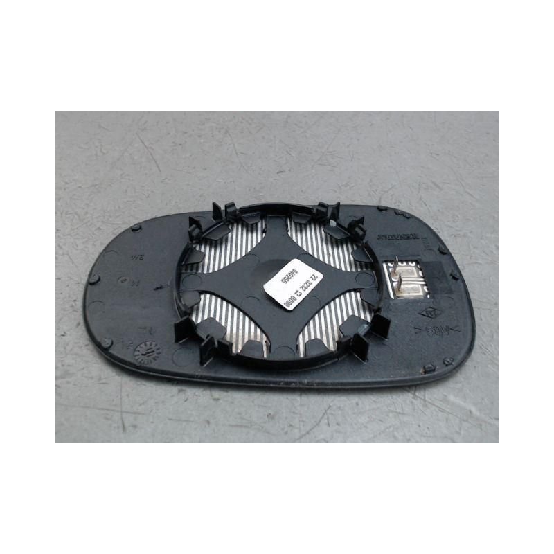 GLACE RETROVISEUR EXT D RENAULT CLIO