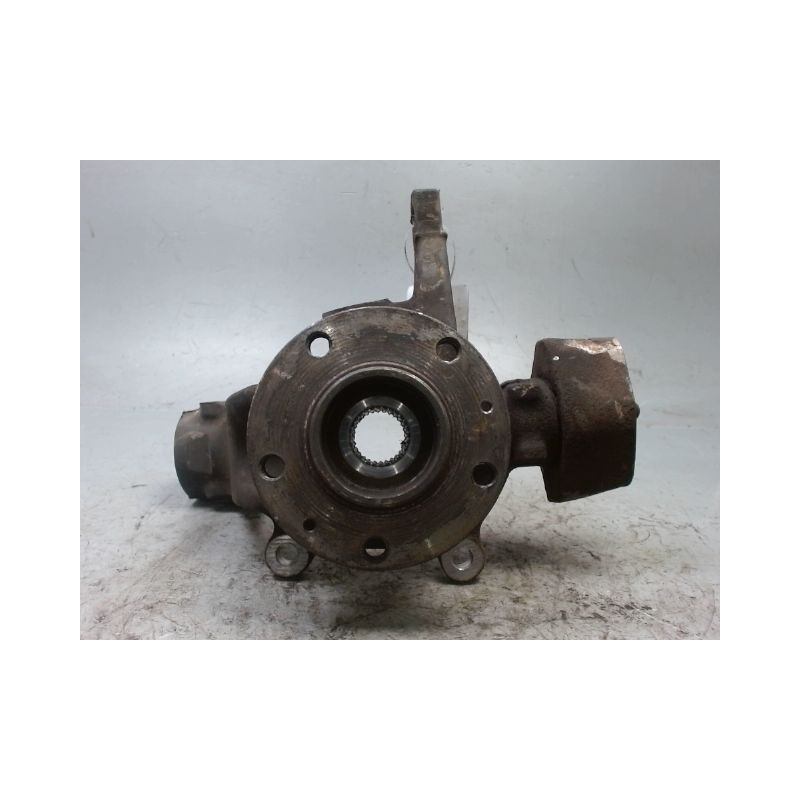 PIVOT AVANT GAUCHE PEUGEOT 605 94-99