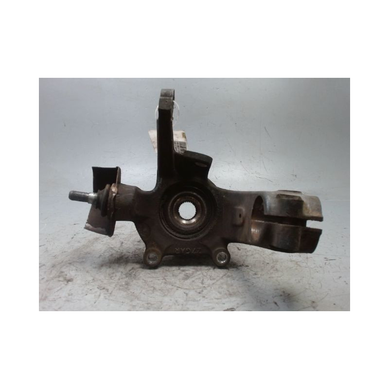 PIVOT AVANT GAUCHE PEUGEOT 605 94-99