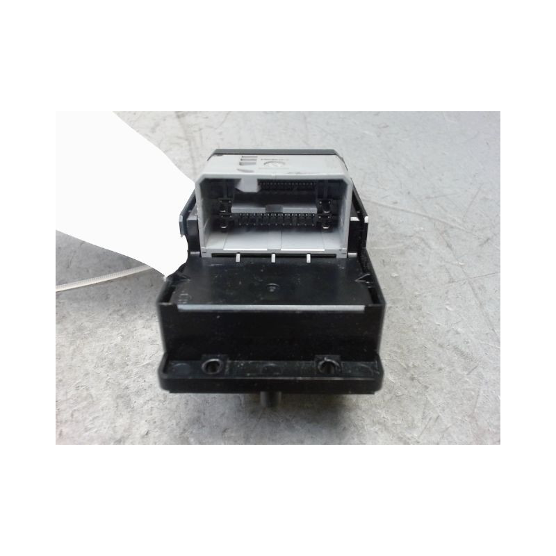 COMMANDE LEVE-GLACE PORTE AVD HONDA CIVIC