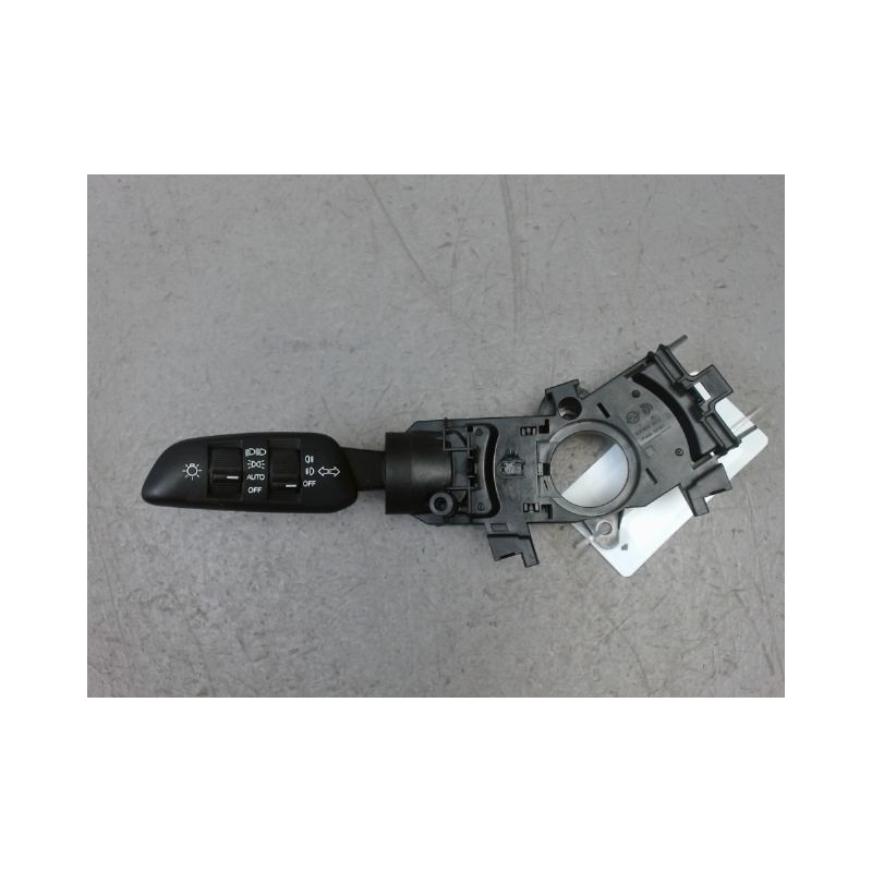 COMMANDE CLIGNOTANT SSANGYONG TIVOLI